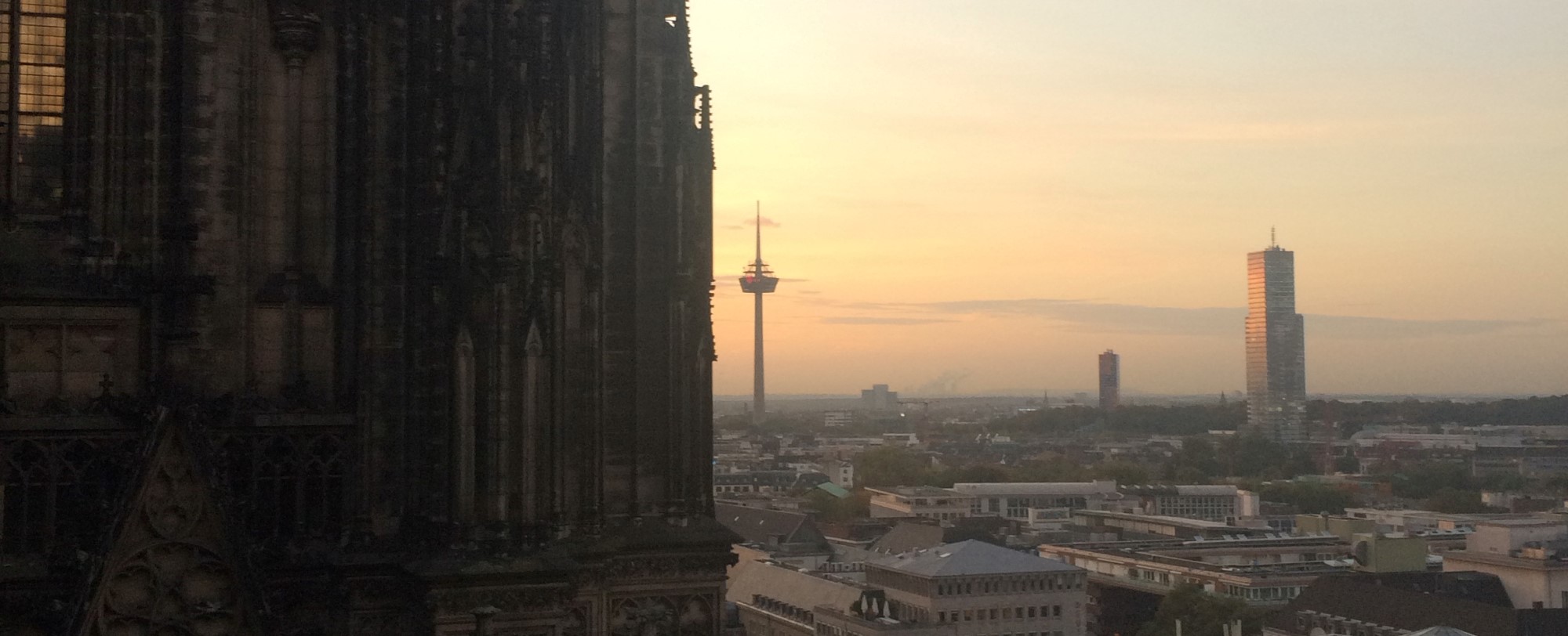 Kölner Dom mit Colonius