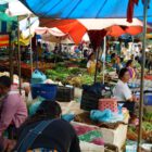 Laos, Markt